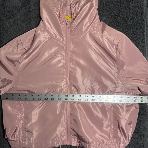 Daisy Women's Pink Hooded Cropped Jacket - Picture 4 of 5